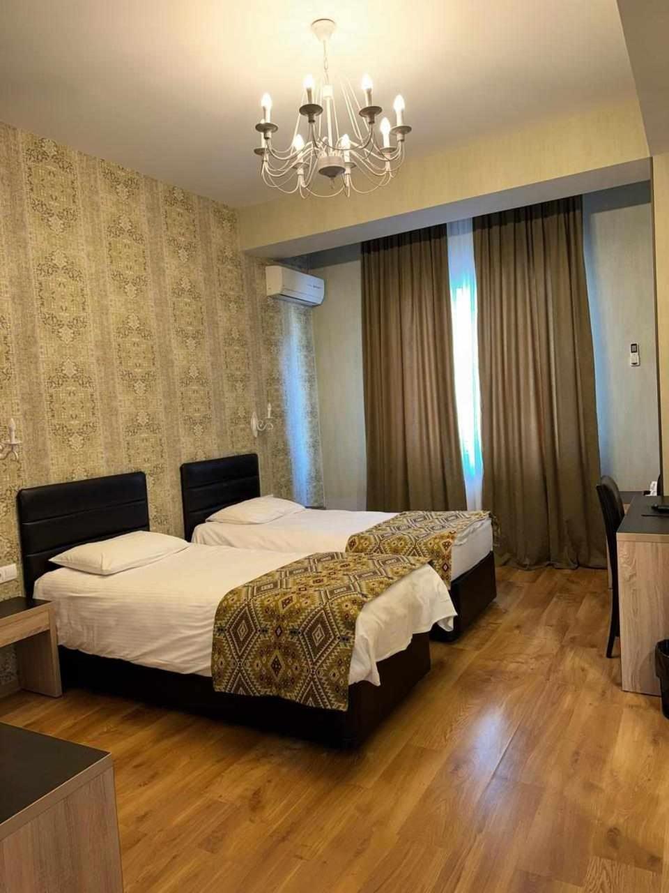 Hotel Diamond Тбилиси Екстериор снимка